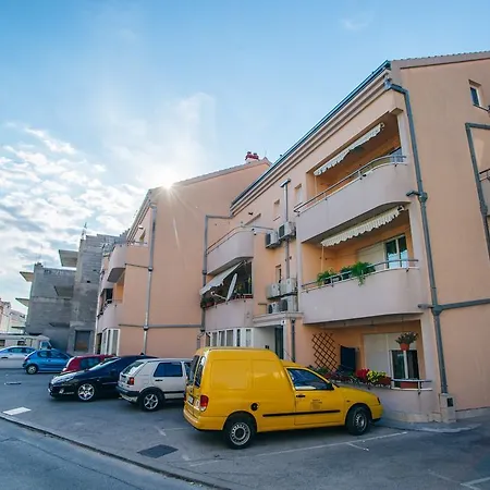 Krbavska Apartment *