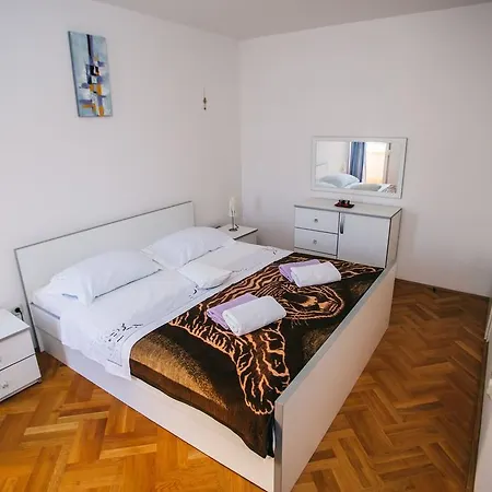 Apartment Krbavska *